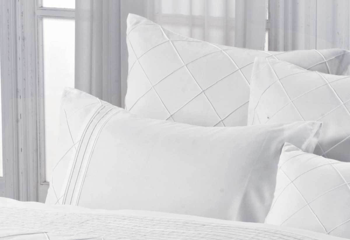 Lamere White Quilt Cover Set