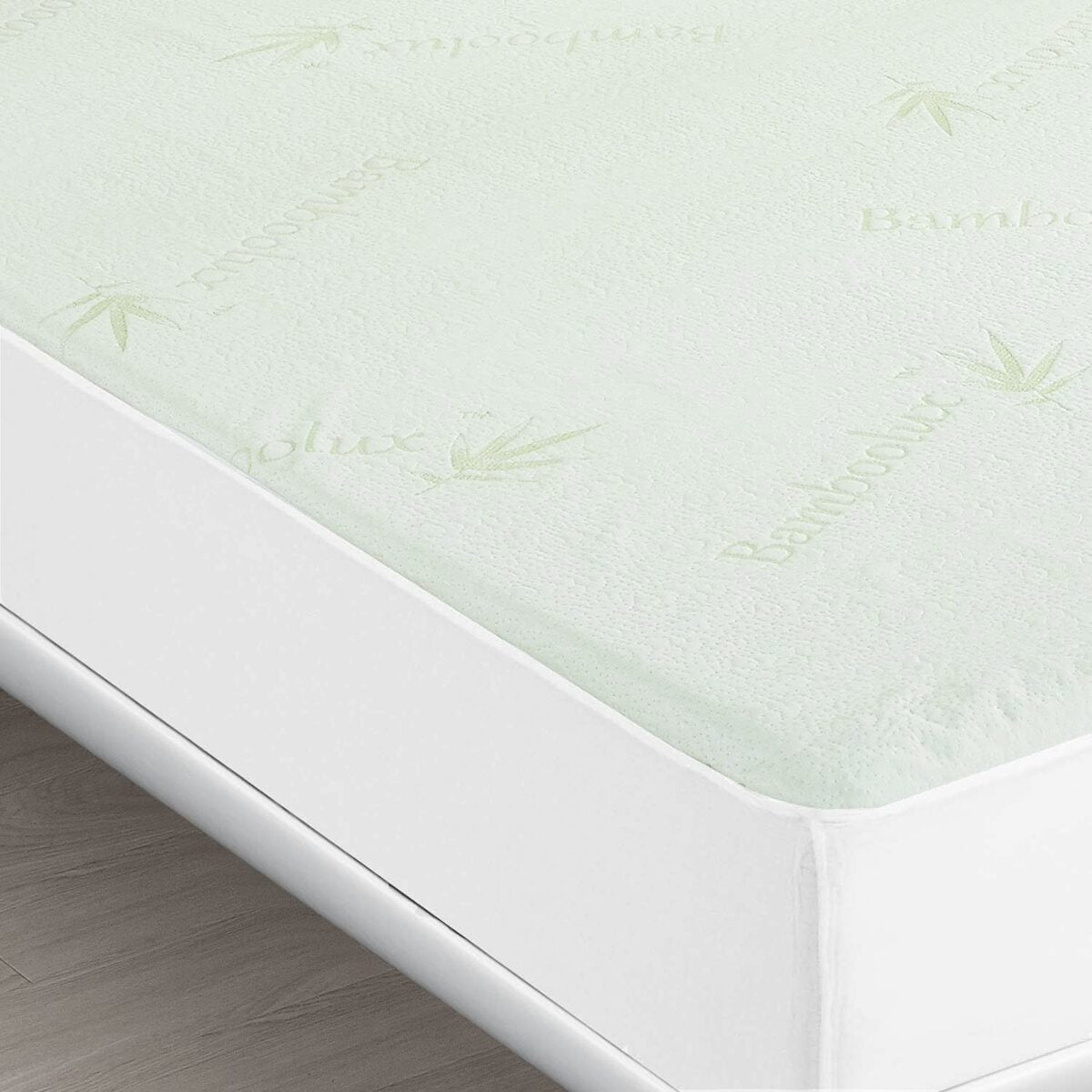 Breathable Bamboo Waterproof Mattress Protector