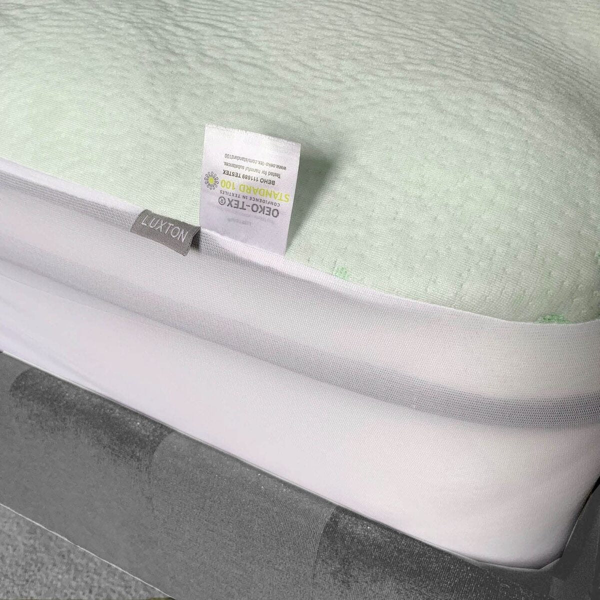 Breathable Bamboo Waterproof Mattress Protector