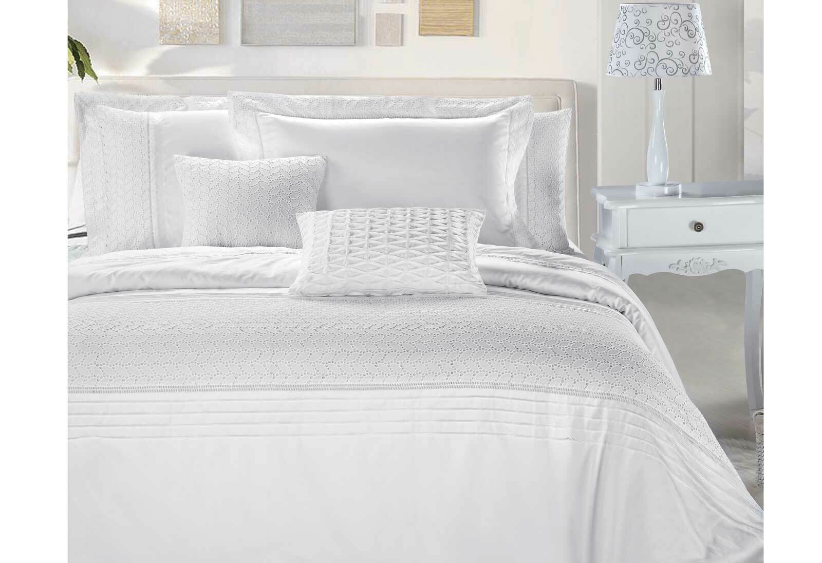 Luxton Elisa White lace Embroidery Quilt Cover Set