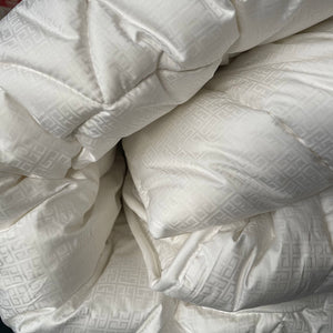 Luxton Premium Sateen Australian Wool Quilt
