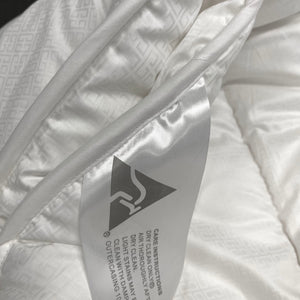 Luxton Premium Sateen Australian Wool Quilt