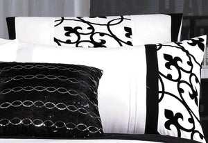 Lyde Black White Quilt Cover Set