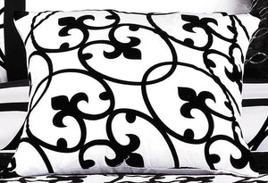 Lyde Black White Quilt Cover Set