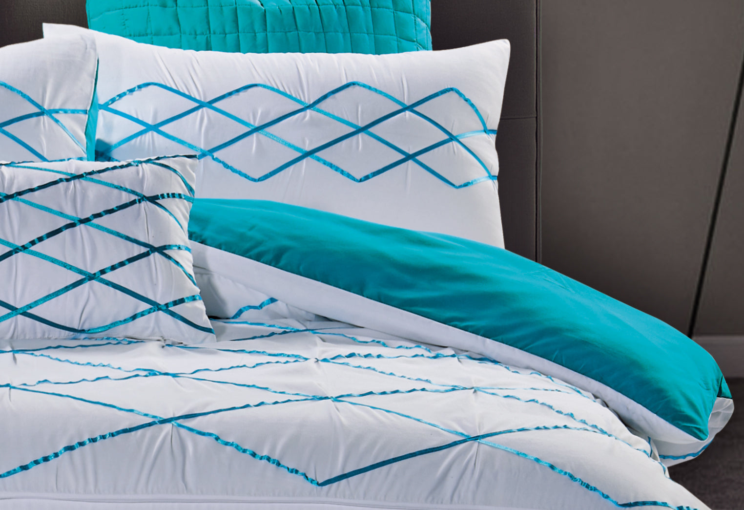 Adela White and Turquoise Blue Quilt Cover Set